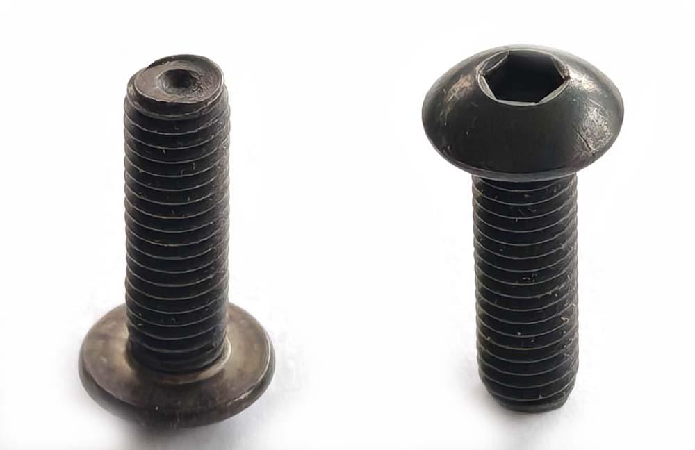 M5 x 16 mm Edelstahlschrauben mit Linsenkopf schwarz (1 Paar)